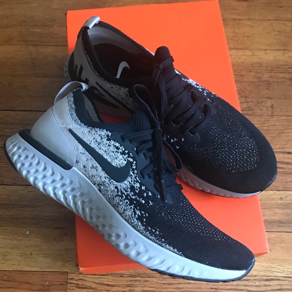 Nike Epic Rect Flyknit Running Shoe